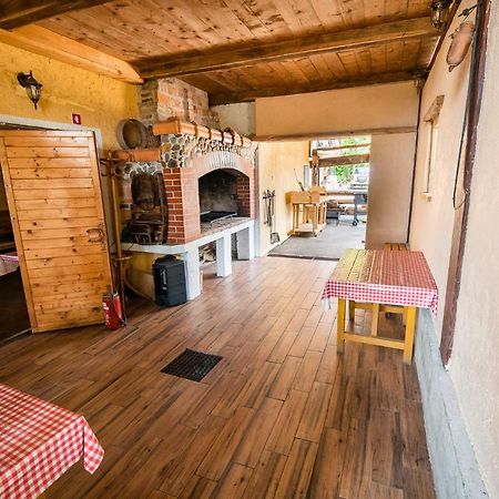 Apartment With Sauna Pr' Geci Dobova エクステリア 写真